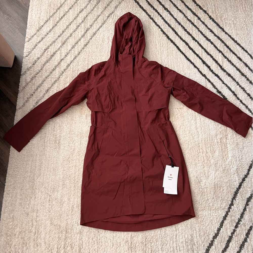 BRAND NEW lululemon Rain Rebel Jacket